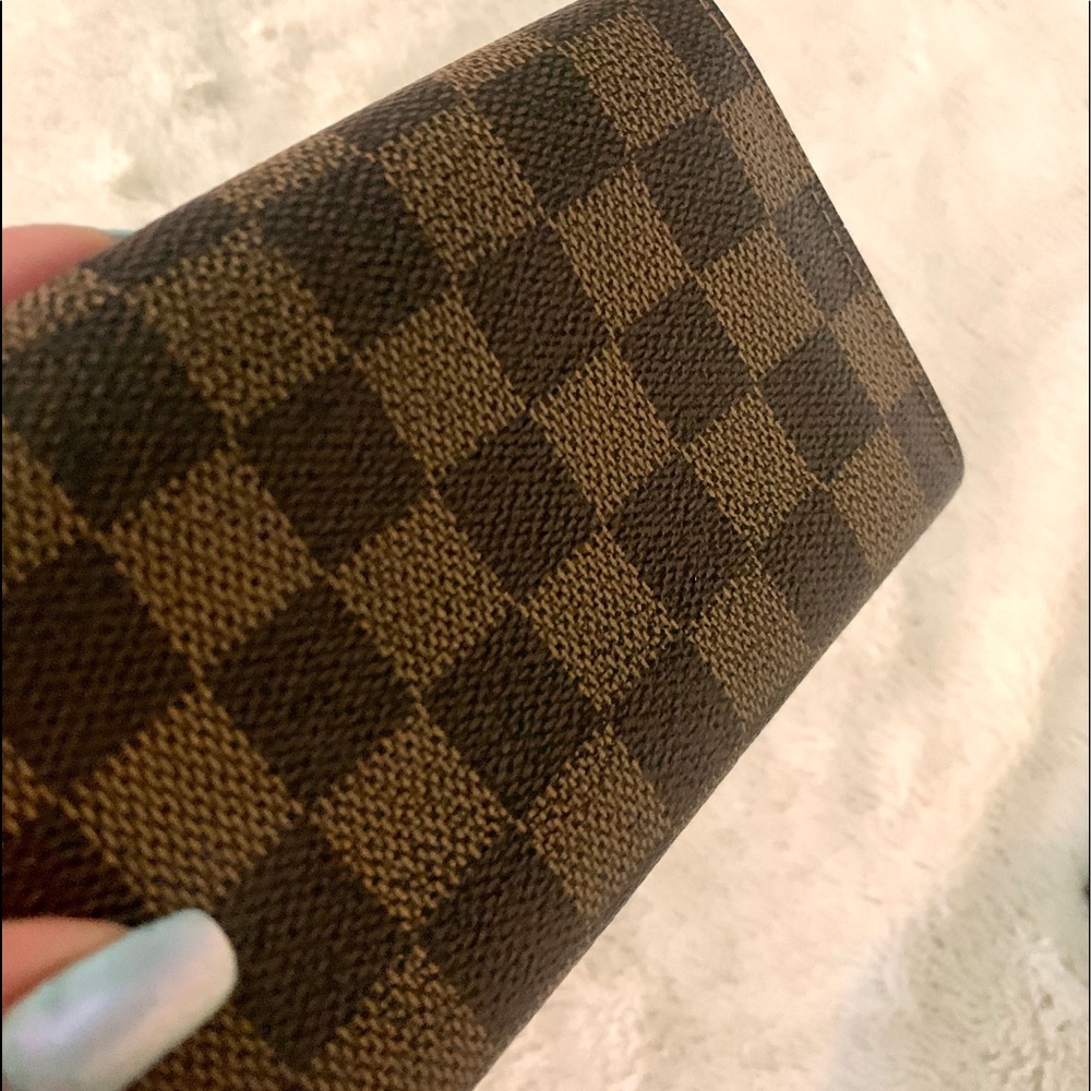 👑✅PRICE FIRM✅ AUTHENTIC Louis Vuitton Damier Wallet - Picture 5 of 17